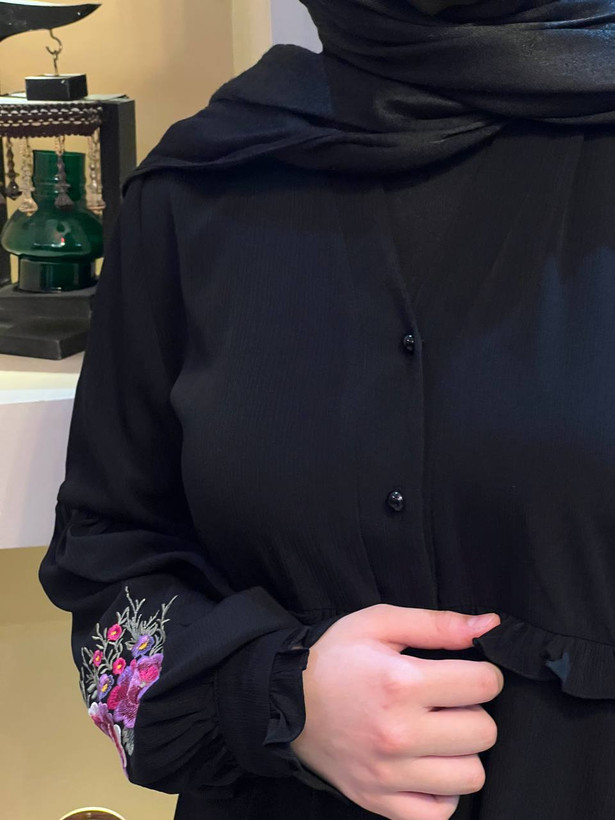 شومیز گلدوزی کریشه بهترین کیفیت پارچه
