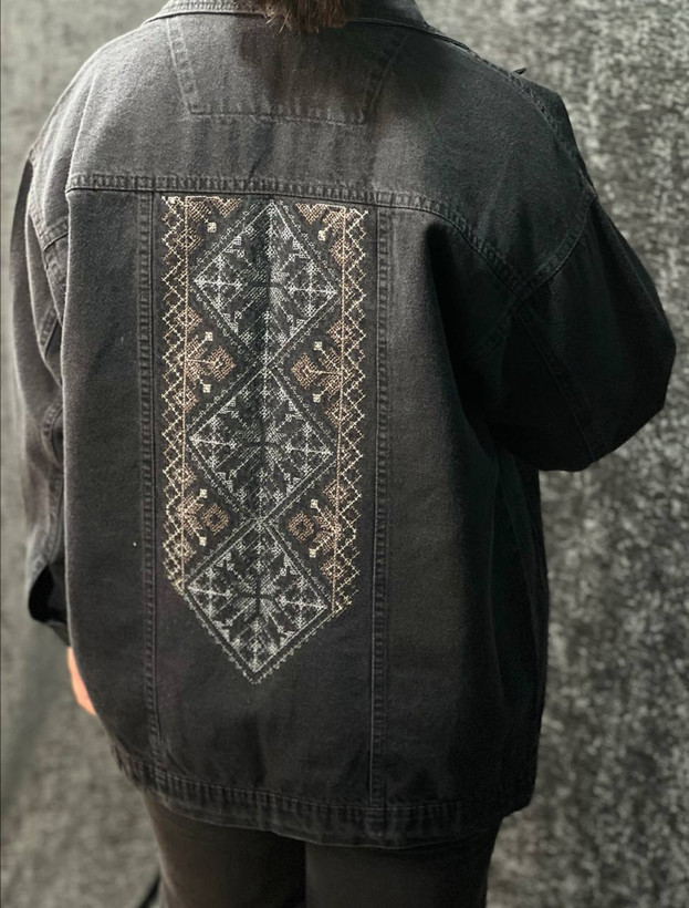 کت جین ذغالی گلدوزی قد 75 کیفیت تضمینی